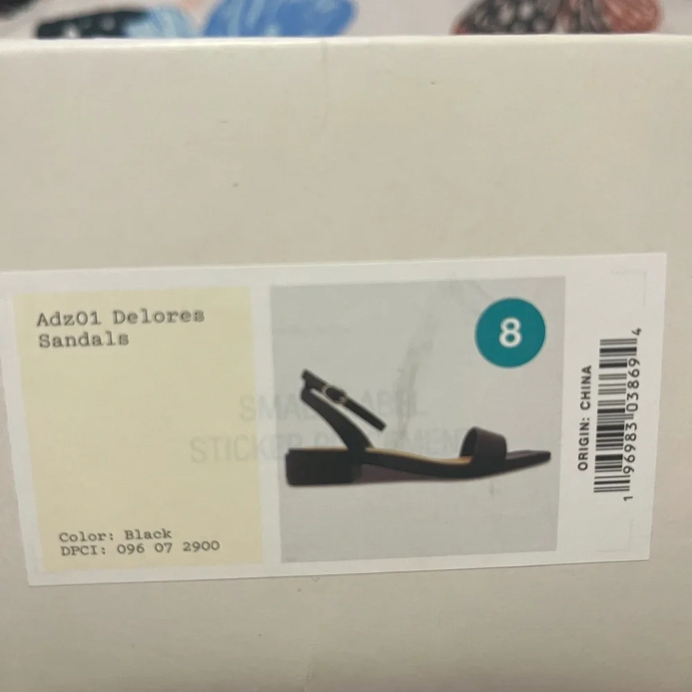 Target sandals - Picture 2 of 3